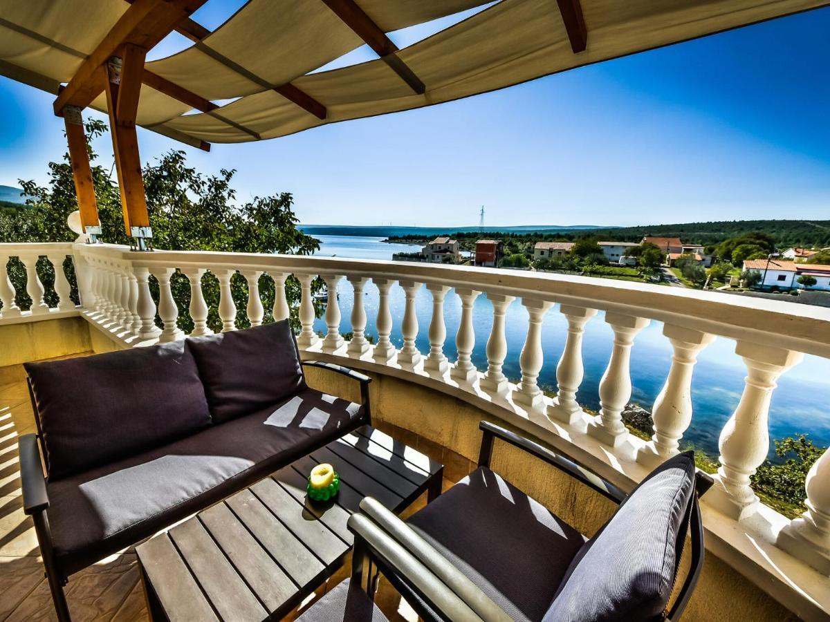 Cozy Holiday Home In Krusevo With Garden Exterior foto